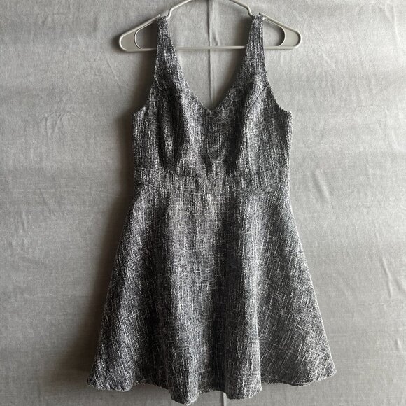 Lulus Tweed Fit & Flare Dress Size M Black White Sleeveless V-Neck Cocktail - Picture 1 of 10